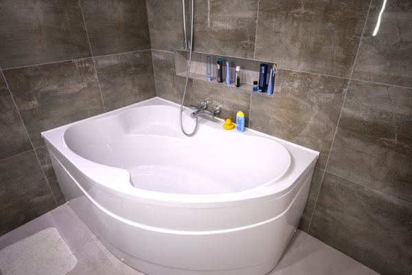Large Bathtub Installation in Midlothian